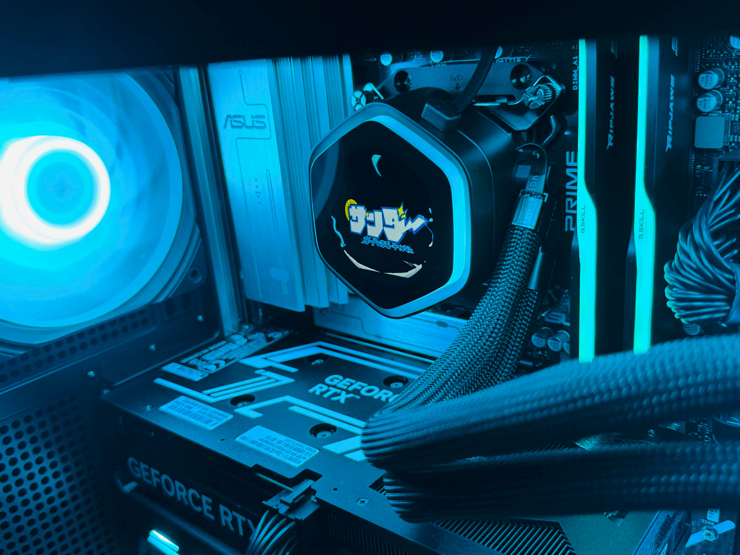 【サンダー カード&ホビーチャンネルコラボモデル】P30 Black/AM5-Ryzen 7 7800X3D/RTX5070 搭載モデル