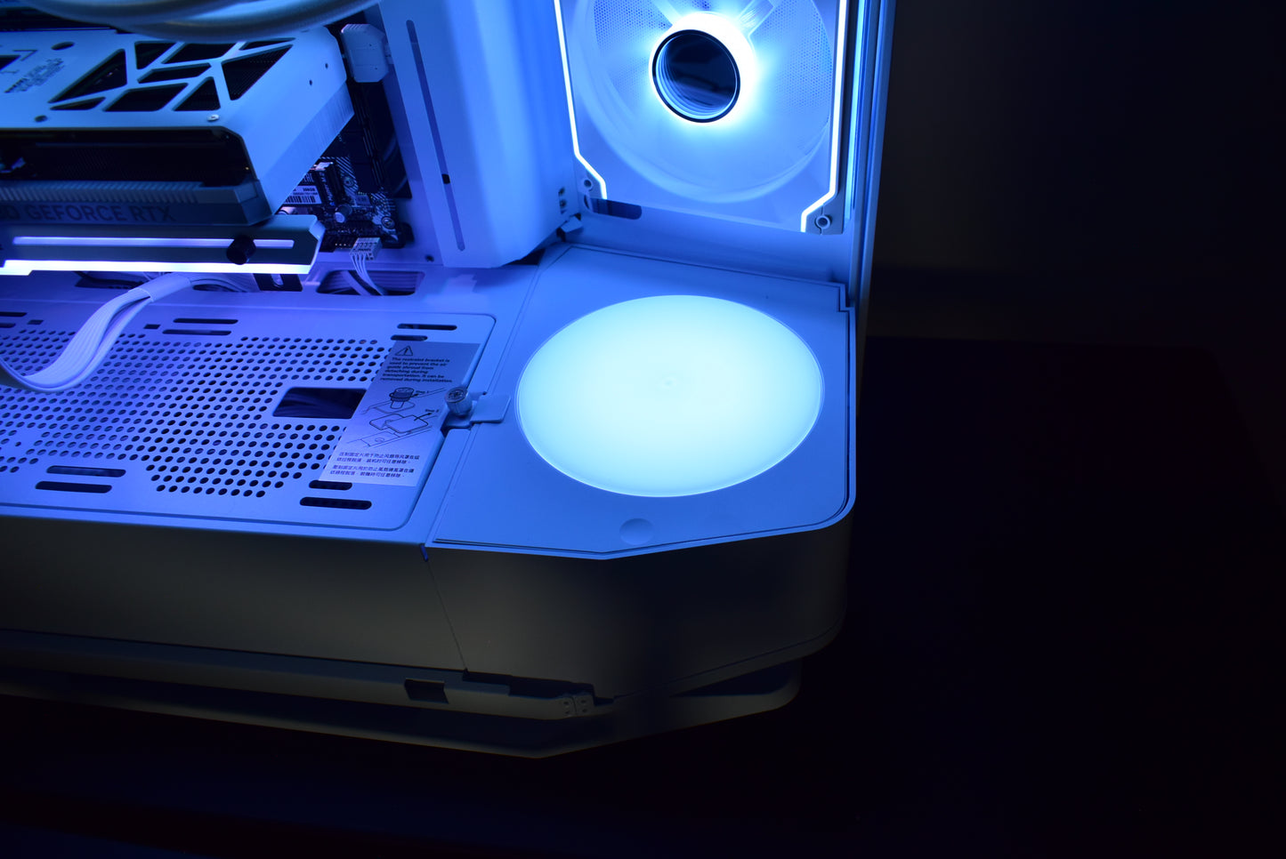 【FV270RGBWhite】AM5-Ryzen 7 9800X3D/RTX5070Ti搭載モデル