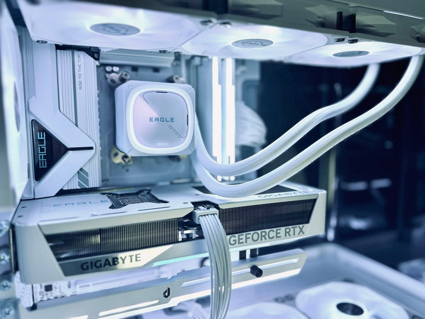 【C6Curve White】フルカスタマイズモデル [AMD CPU]