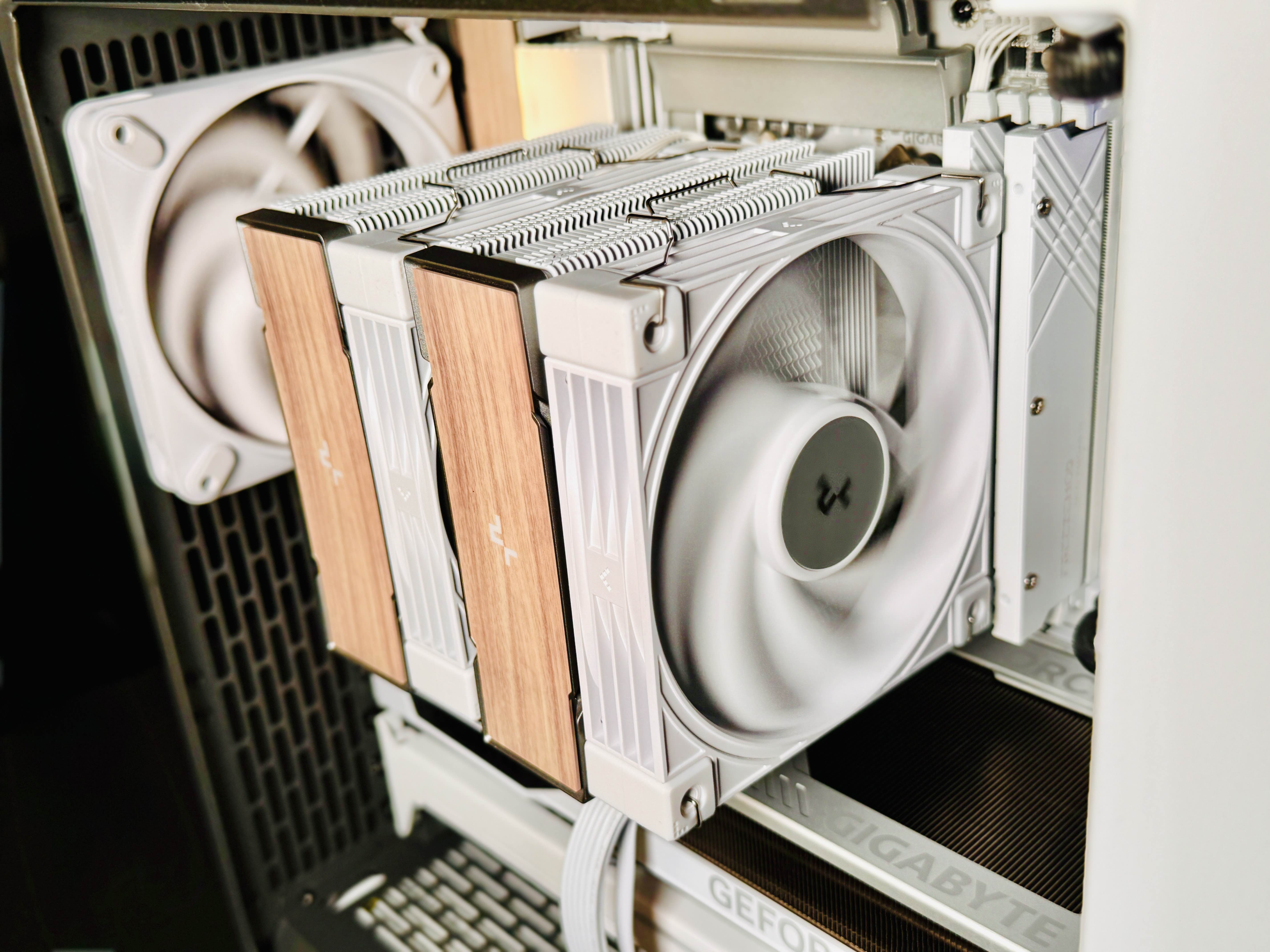 NorthTGWhite/GIGABYTE AERO X3D WOODモデル】AM5-Ryzen 7 9700X