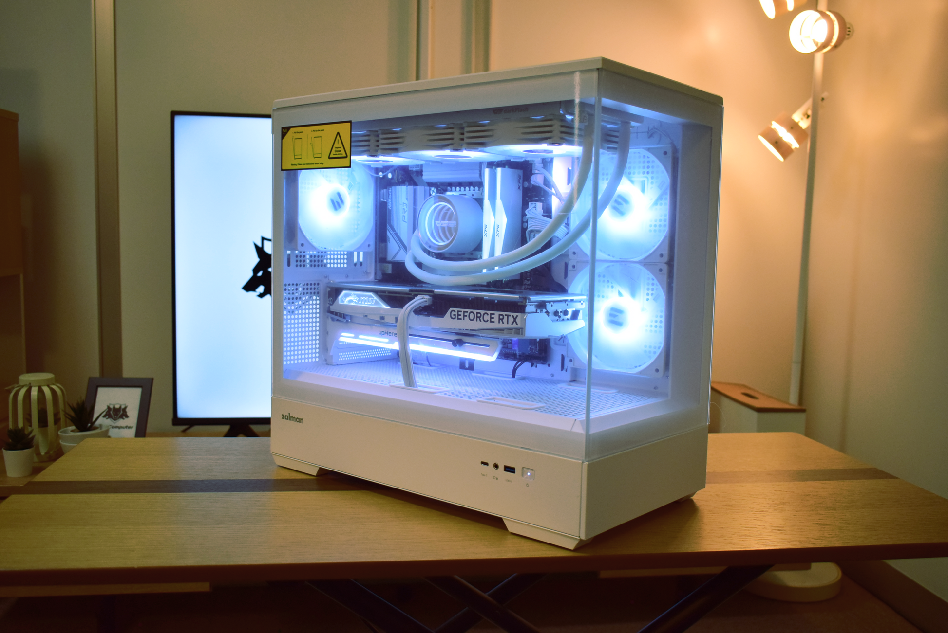 TITANIUM】✨高性能✨白い光る✨ゲーミングPC✨RTX3080① TITANIUM TITANIUM】✨高性能✨白い光る✨ゲーミングPC✨RTX3080① TITANIUM