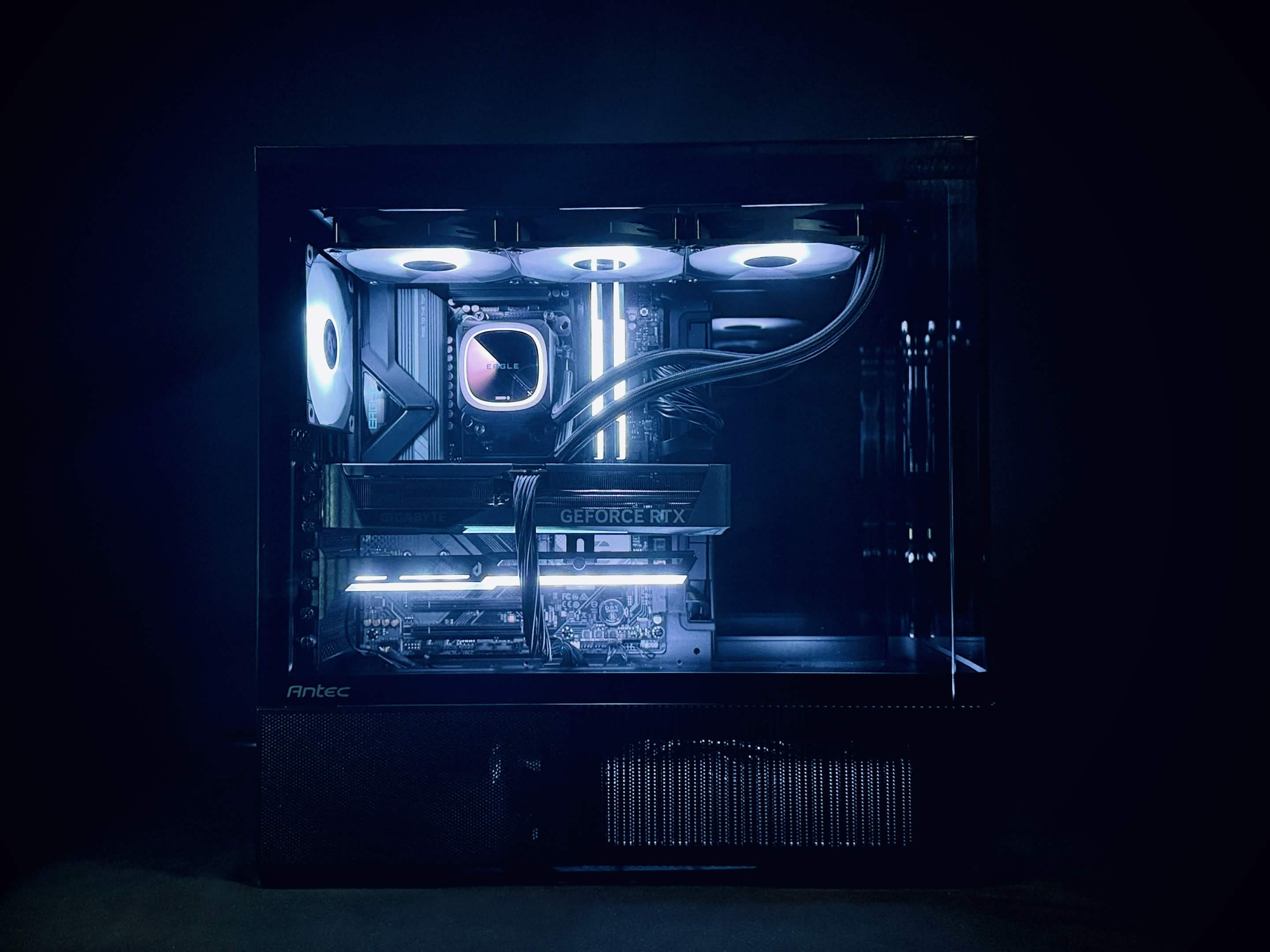 C6Curve Black】AM5-Ryzen 5 9600X/RTX5060搭載モデル – REFT COMPUTER