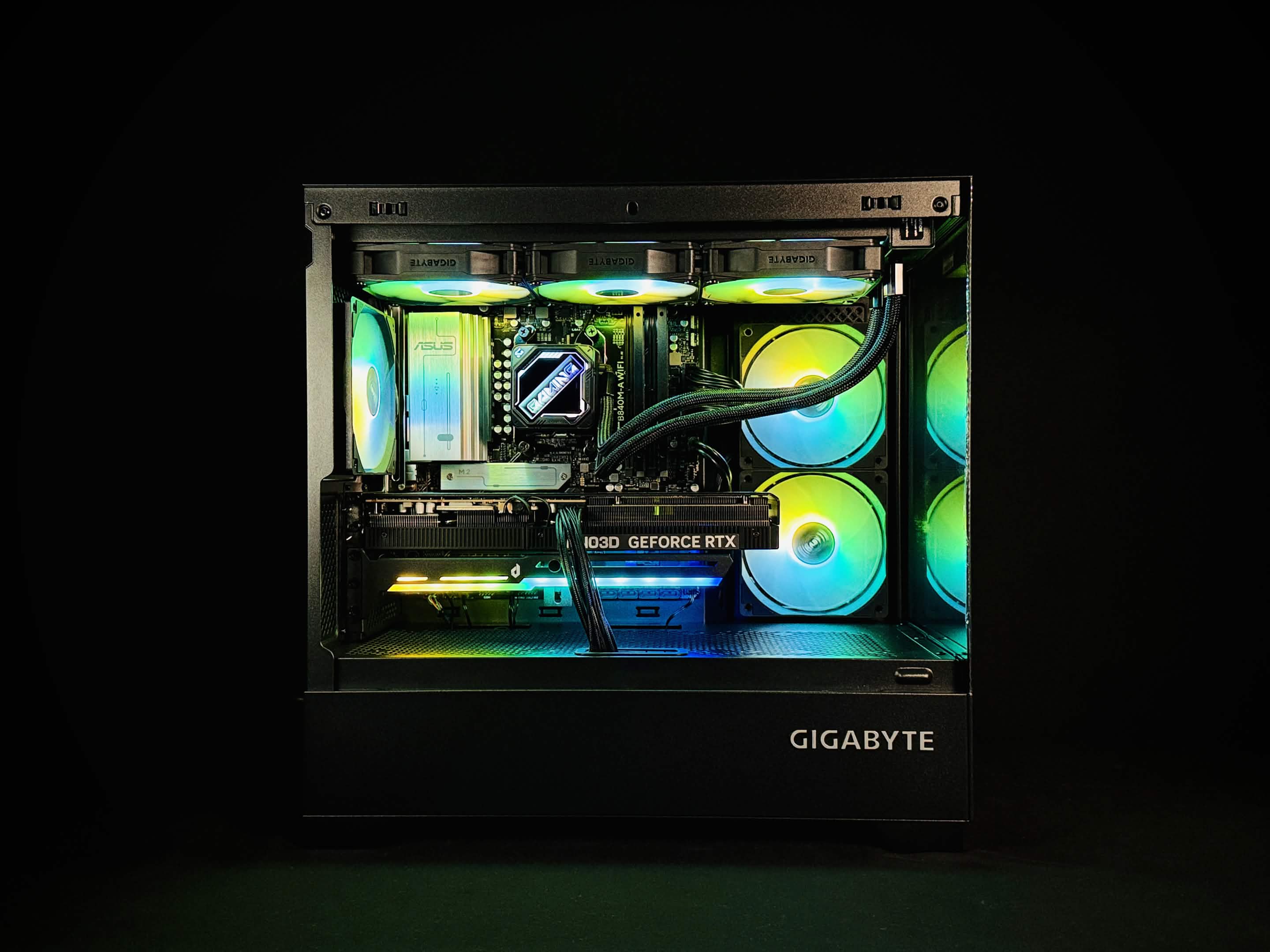 特価モデル】C201 PANORAMIC/AM5-Ryzen 7 7800X3D/RTX5070搭載モデル