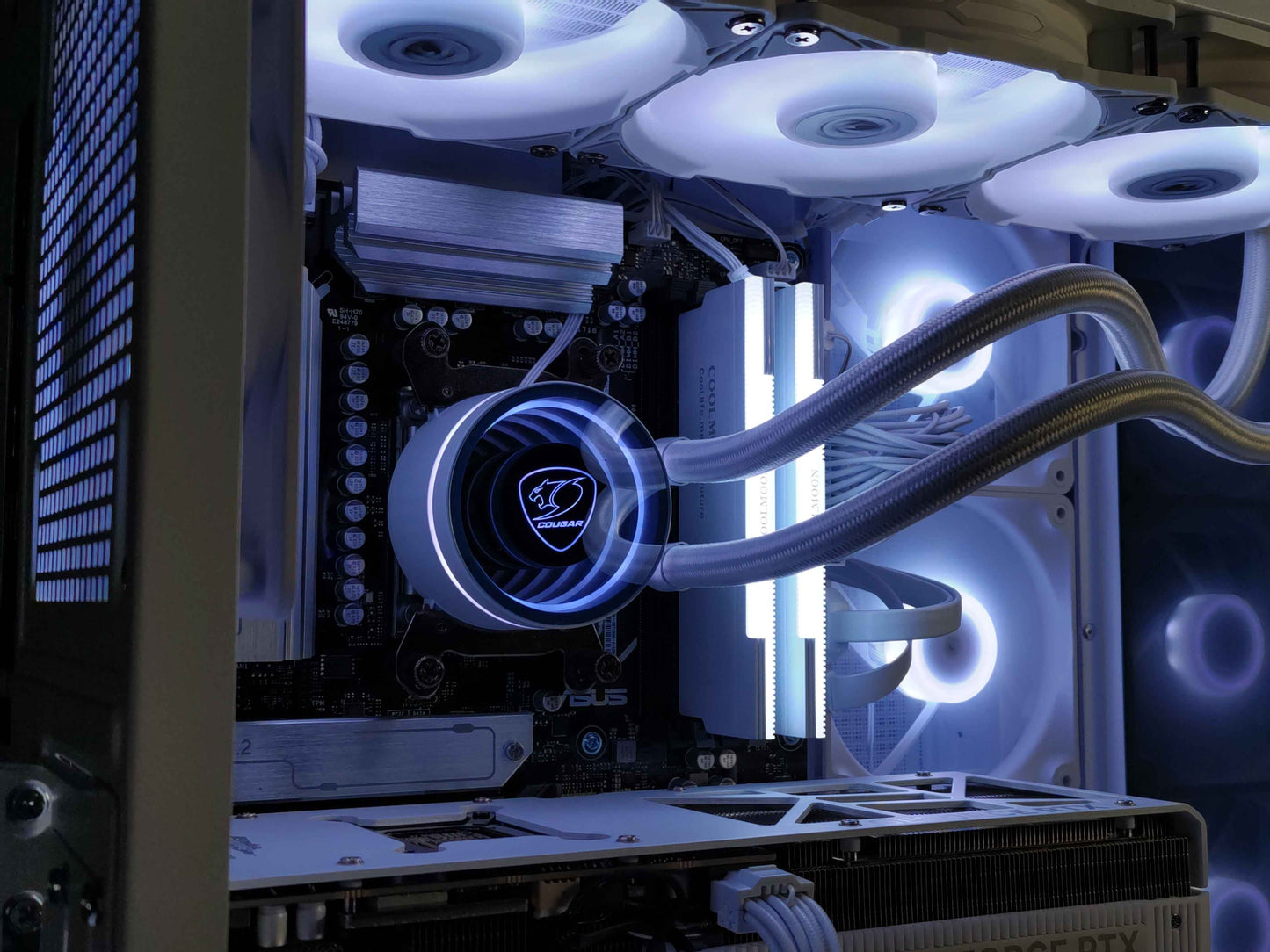 【2026サマーセール】COUGAR FV150 RE White/AM5-Ryzen 7 7800X3D/RTX5070搭載モデル